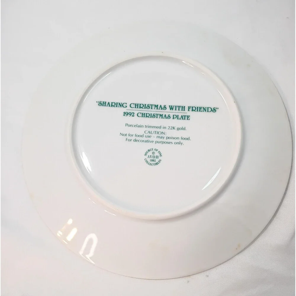 Sharing Christmas with Friends 1992 Avon Christmas Plate